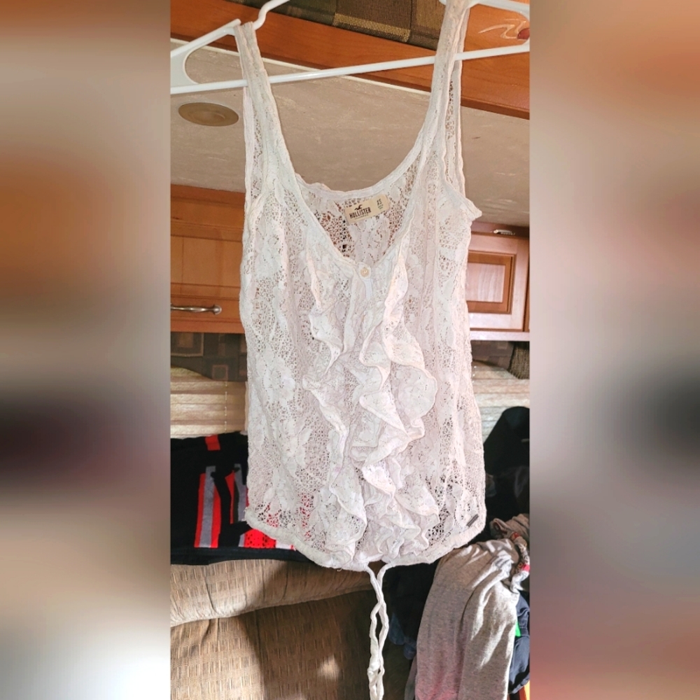 Woman's Hollister tank top